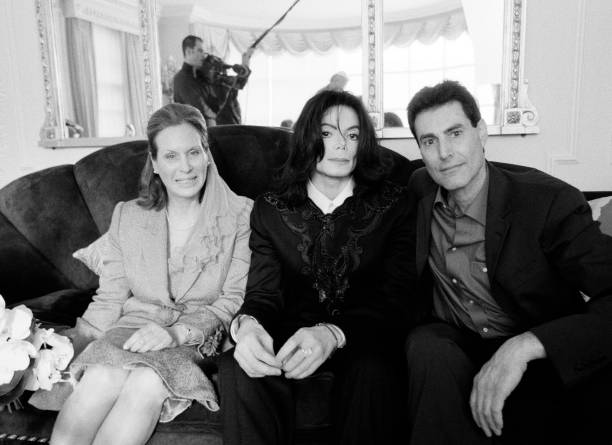 Israeli Illusionist & Hypnotist Uri Geller With Paedophile Michael Jackson