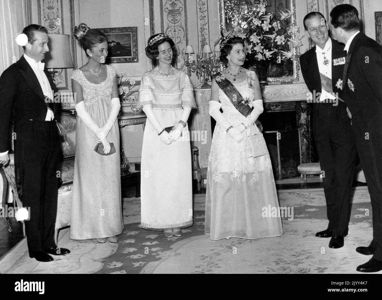 Paedophile King Albert II of Belgium with paedophile Freemason Prince Philip & Queen Elizabeth II: See Marc Du